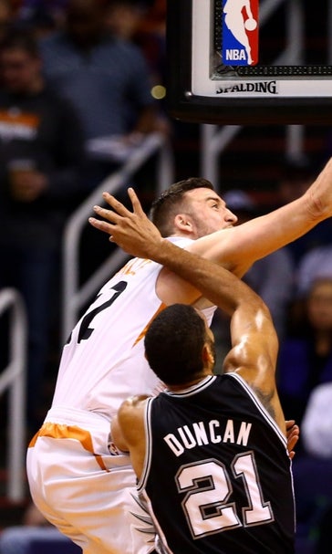 Suns’ five-game roll picked off by veteran San Antonio team